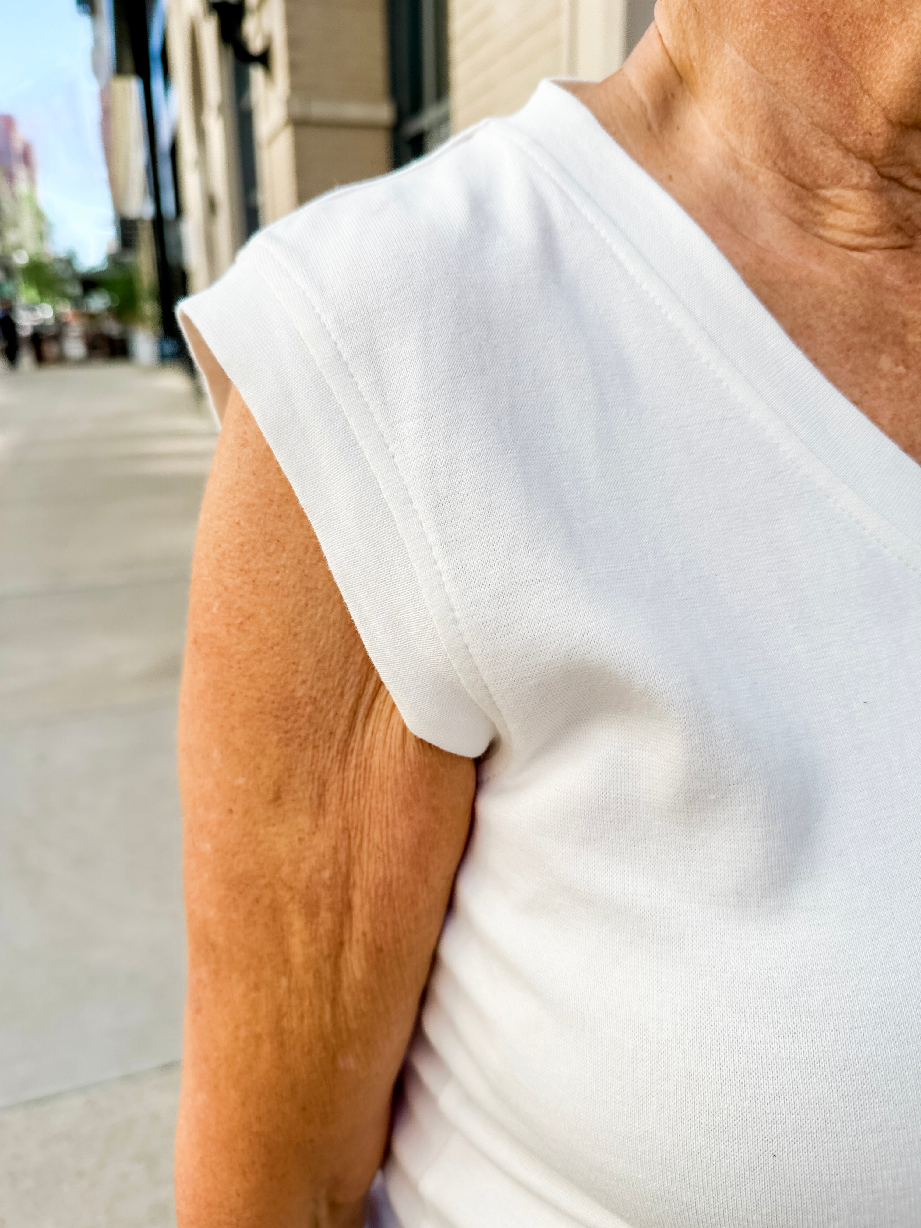 sleeveless knit vest top