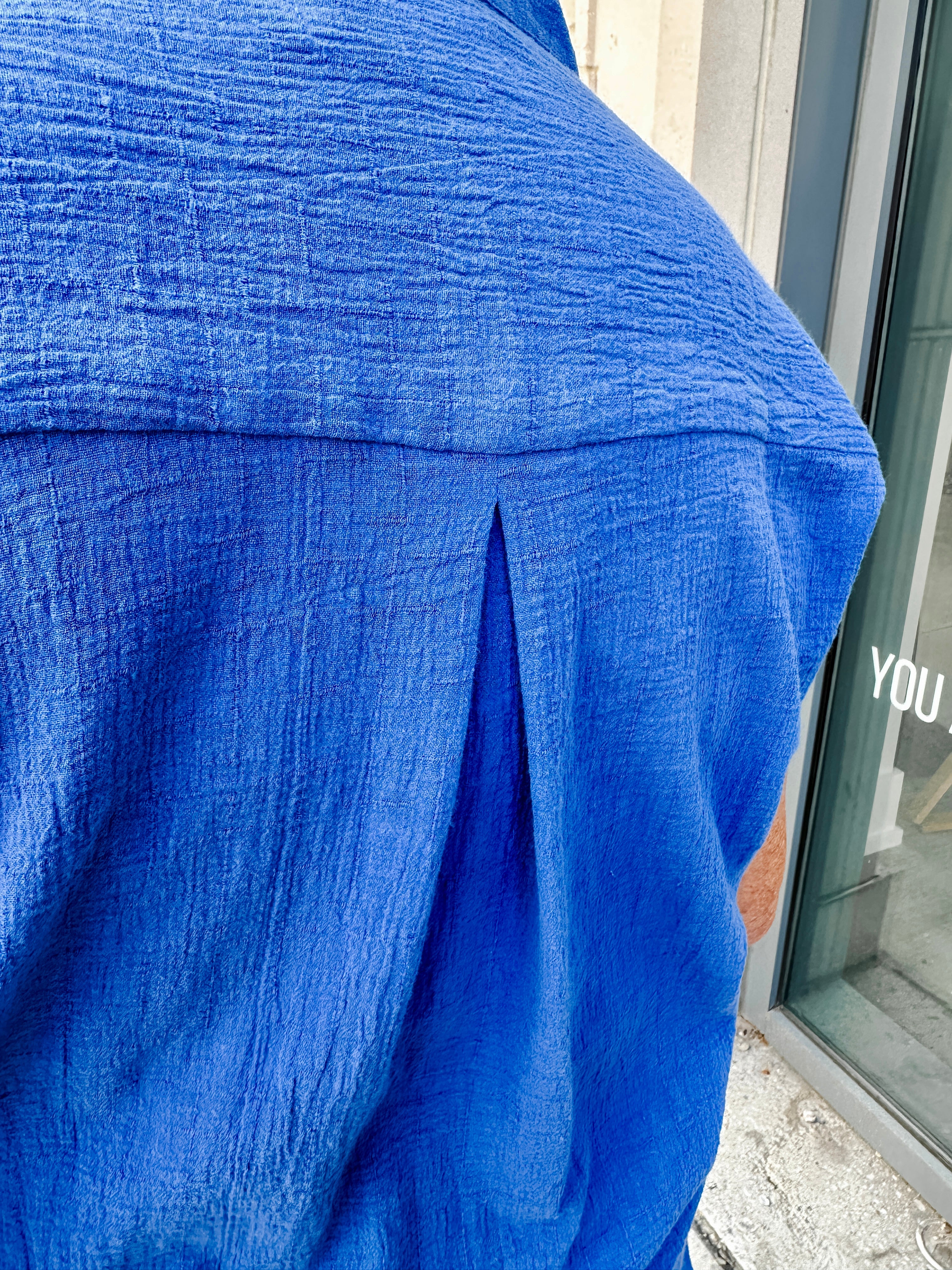 dolman band collar blouse