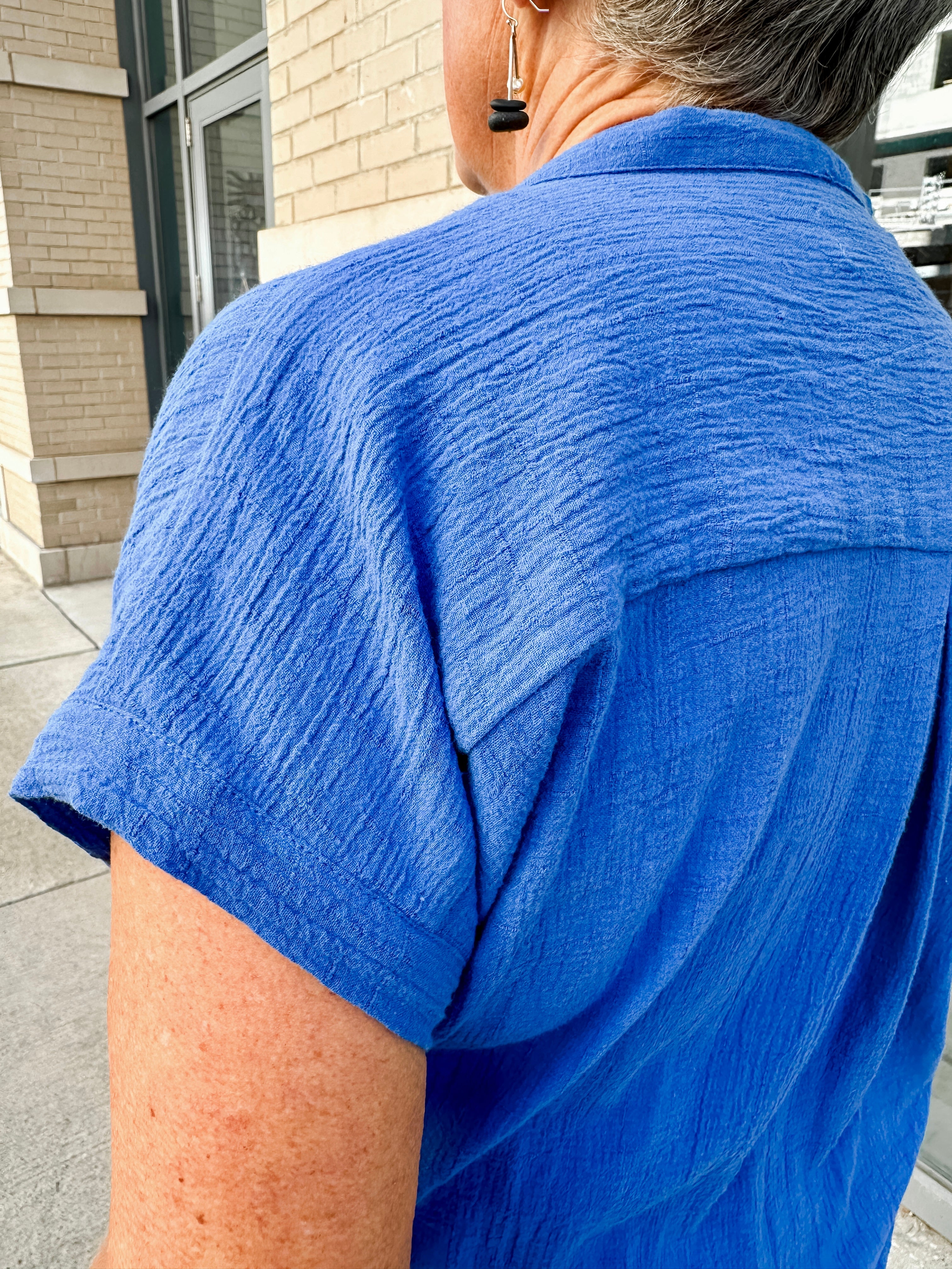 dolman band collar blouse