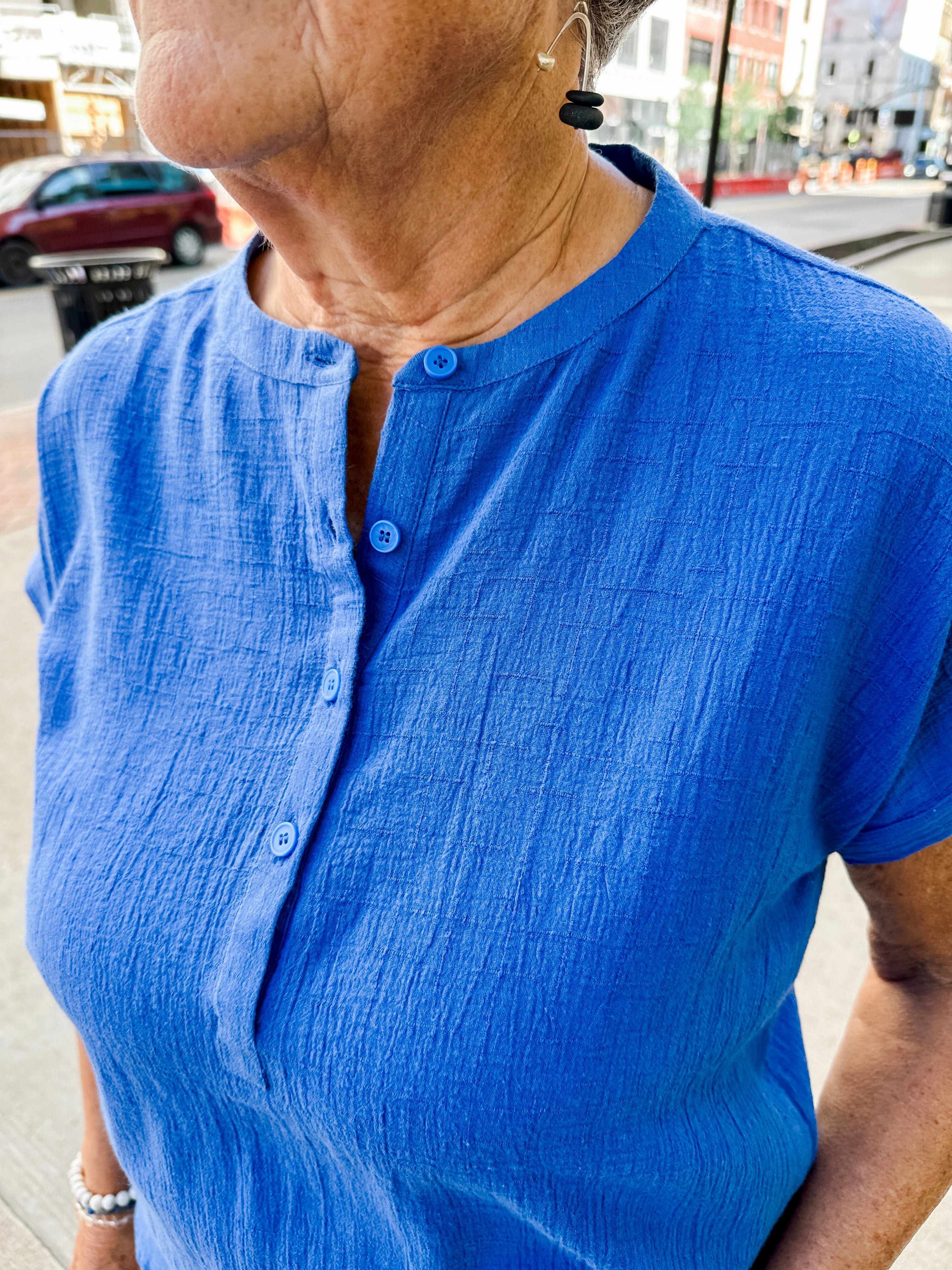 dolman band collar blouse