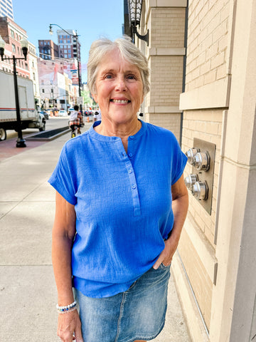 dolman band collar blouse