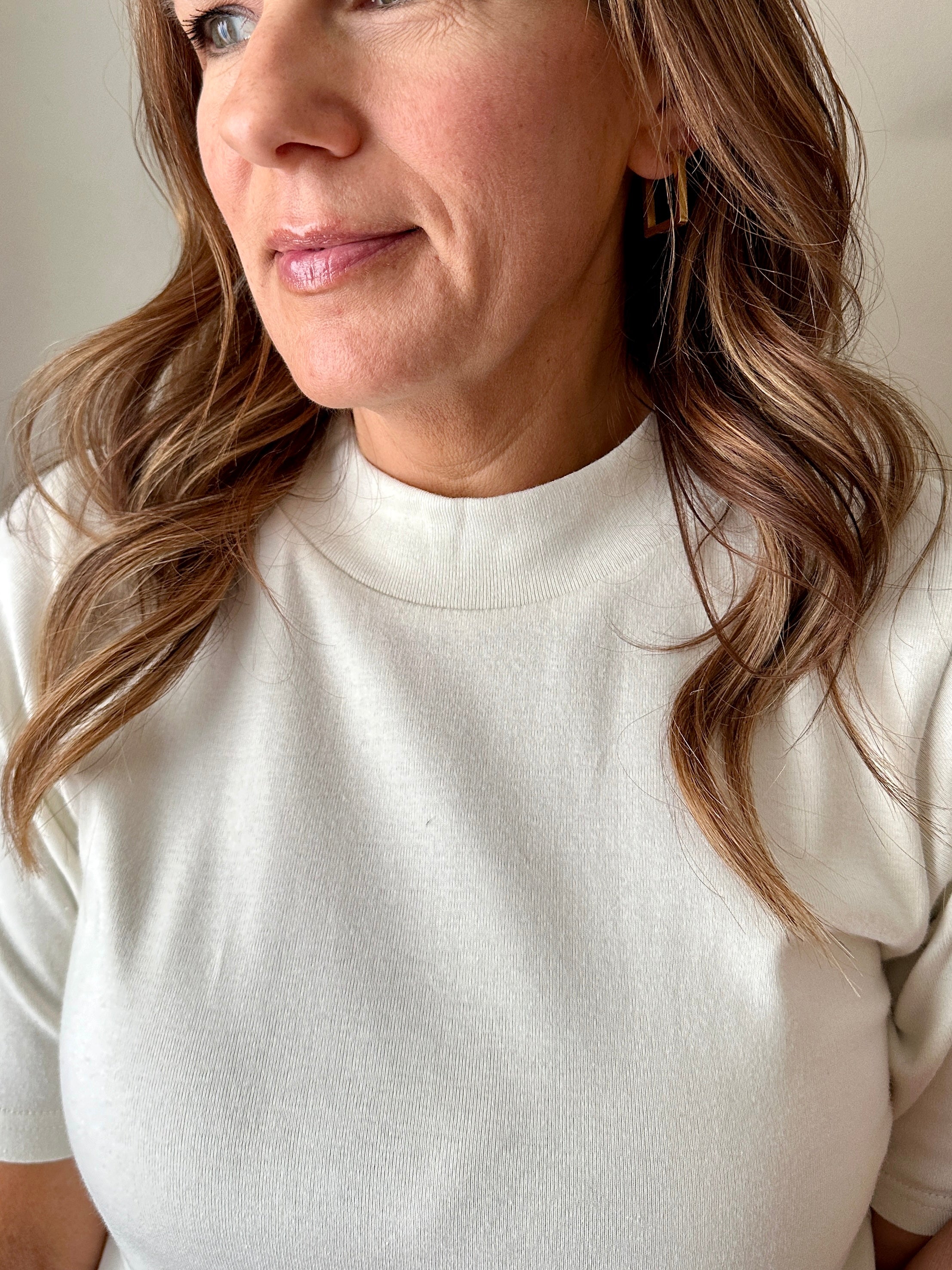 Elbow Sleeve Mock Neck