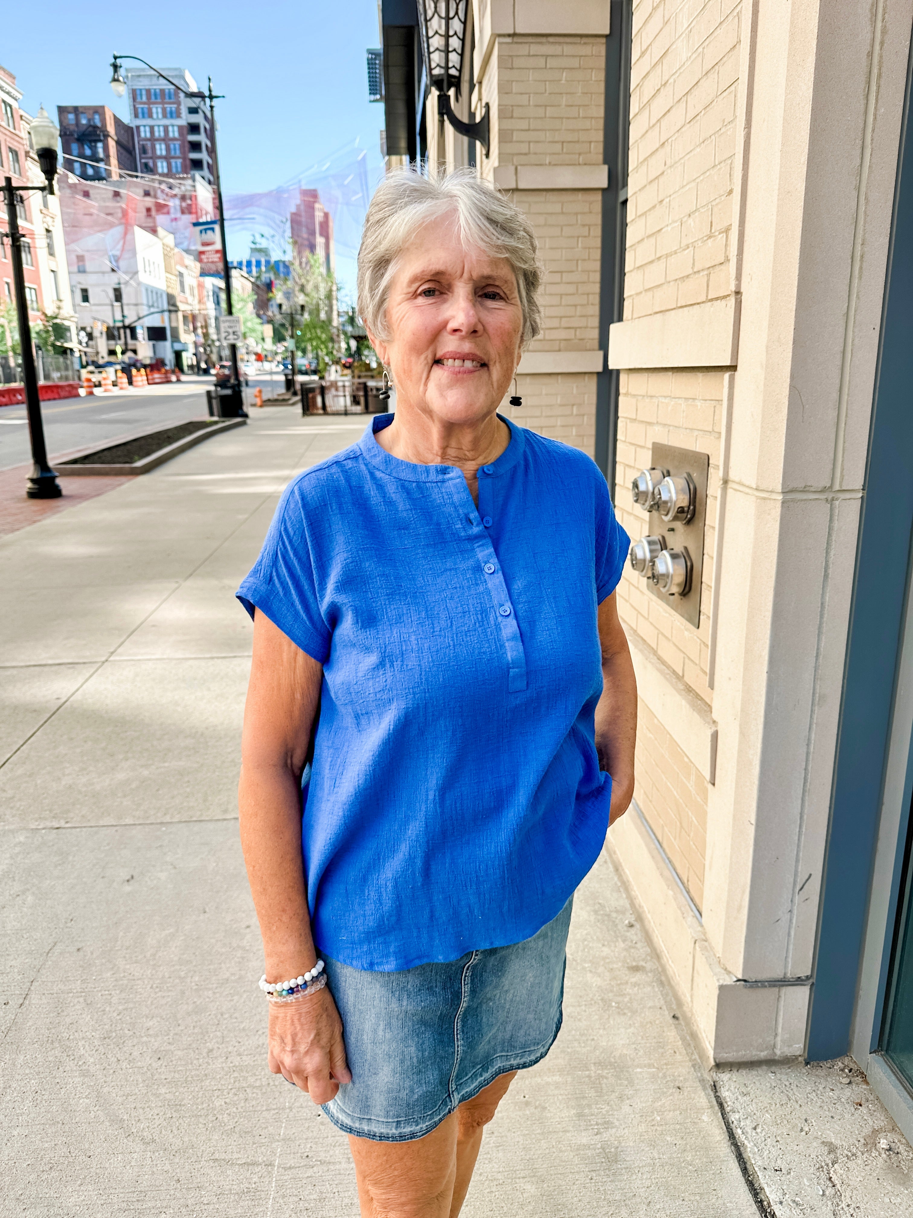 dolman band collar blouse