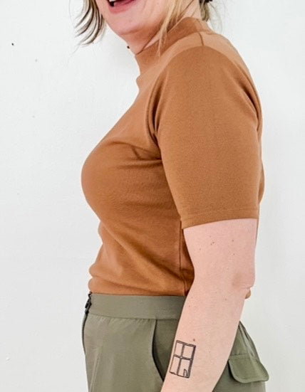 Elbow Sleeve Mock Neck